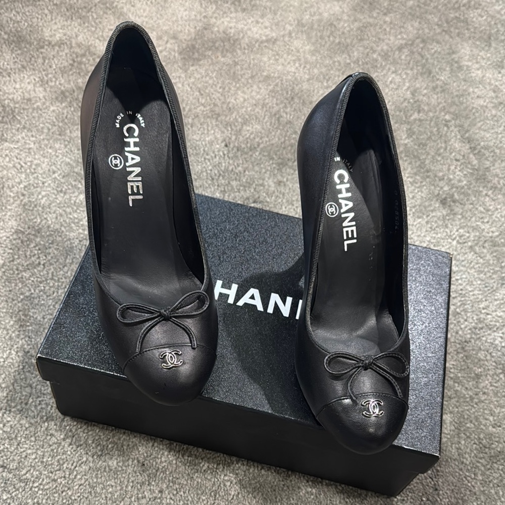 Chanel Black Women's Shoes